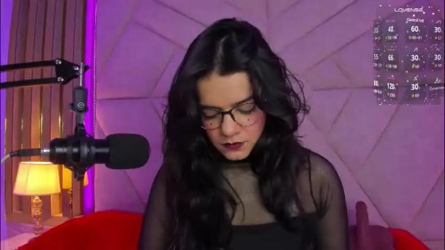 Image 8 of valeriekay_ Stream on Chaturbate on 22 days ago