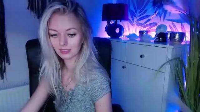 Image 11 of valerieluvsugar Stream on Chaturbate on 17 months ago