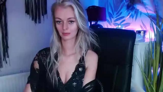 Image 6 of valerieluvsugar Stream on Chaturbate on 16 months ago