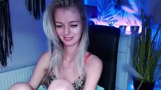 Thumbnail 1, valerieluvsugar's Stream at Chaturbate, 13 months ago