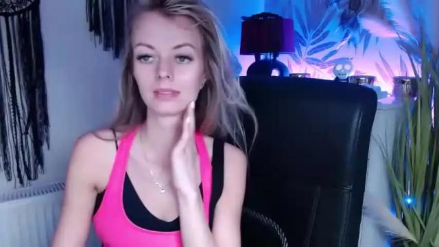 Image 2 of valerieluvsugar Stream on Chaturbate on 12 months ago
