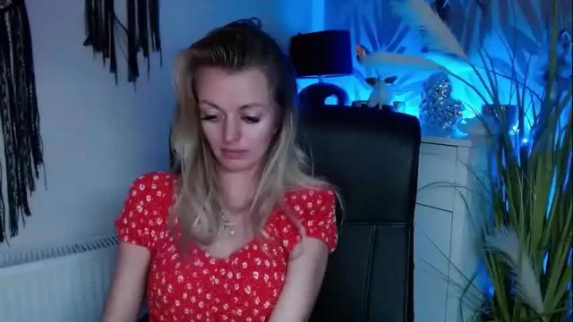 Image 11 of valerieluvsugar Stream on Chaturbate on 12 days ago