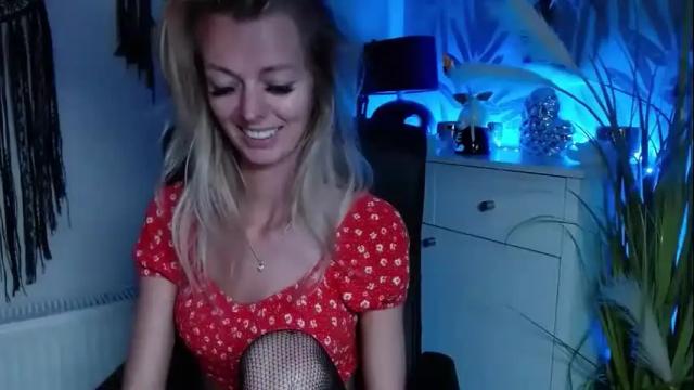 Image 7 of valerieluvsugar Stream on Chaturbate on 12 days ago