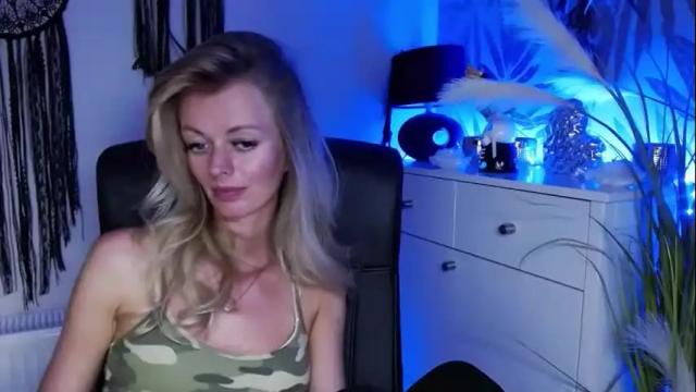 Image 11 of valerieluvsugar Stream on Chaturbate on 1 month ago