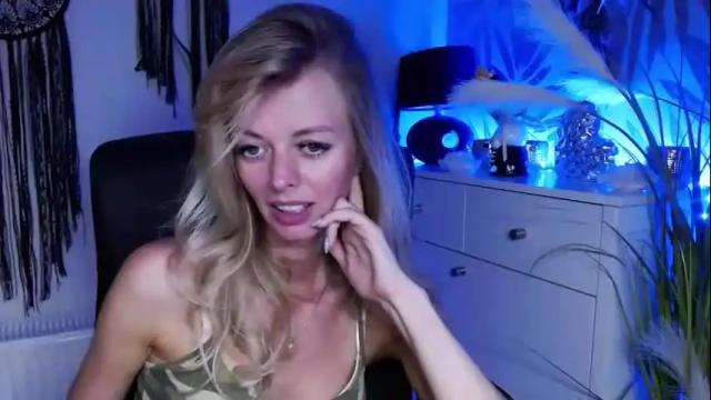 Image 12 of valerieluvsugar Stream on Chaturbate on 1 month ago