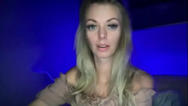 Image 11 of valerieluvsugar Stream on Chaturbate on 1 month ago