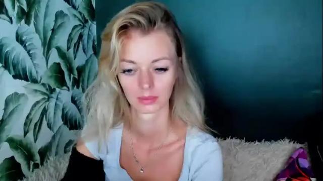 Image 3 of valerieluvsugar Stream on Chaturbate on 1 month ago