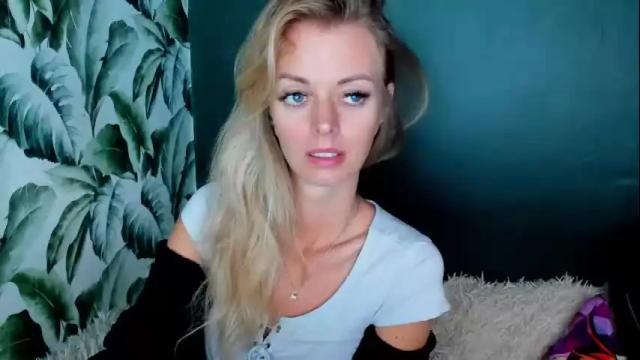 Image 7 of valerieluvsugar Stream on Chaturbate on 1 month ago