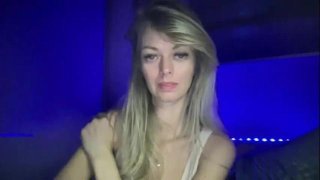 Image 7 of valerieluvsugar Stream on Chaturbate on 1 month ago