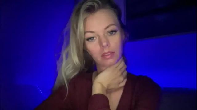 Image 12 of valerieluvsugar Stream on Chaturbate on 5 months ago