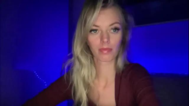 Image 8 of valerieluvsugar Stream on Chaturbate on 5 months ago