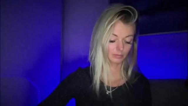 Image 3 of valerieluvsugar Stream on Chaturbate on 5 months ago