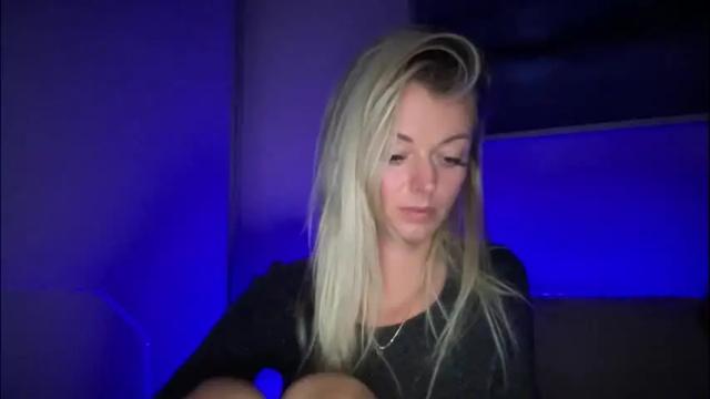 Image 6 of valerieluvsugar Stream on Chaturbate on 5 months ago