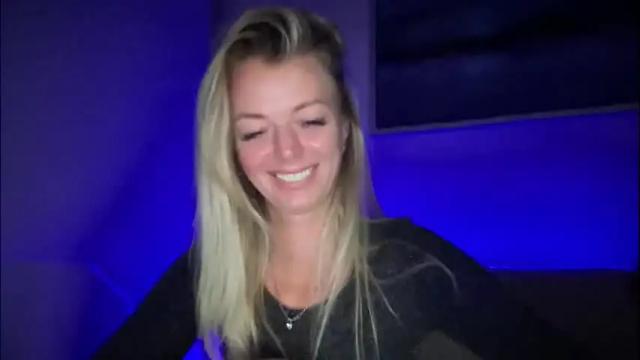 Image 7 of valerieluvsugar Stream on Chaturbate on 5 months ago