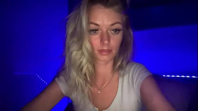 Image 7 of valerieluvsugar Stream on Chaturbate on 4 months ago