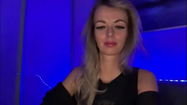 Image 3 of valerieluvsugar Stream on Chaturbate on 1 month ago