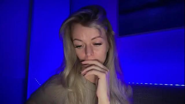 Image 6 of valerieluvsugar Stream on Chaturbate on 12 days ago