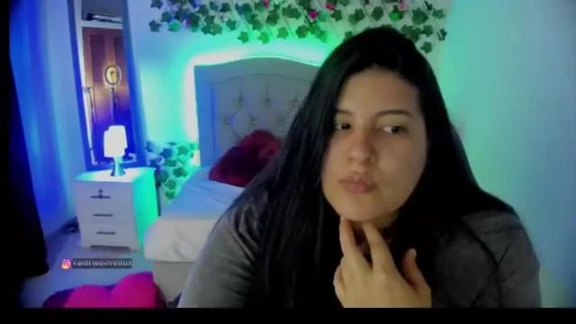 Image 12 of valerieolivetto01 Stream on Chaturbate on 18 months ago