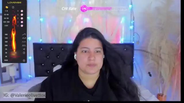 Image 3 of valerieolivetto01 Stream on Chaturbate on 16 months ago