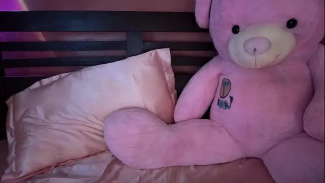 Image 12 of valerieriches Stream on Chaturbate on 6 months ago