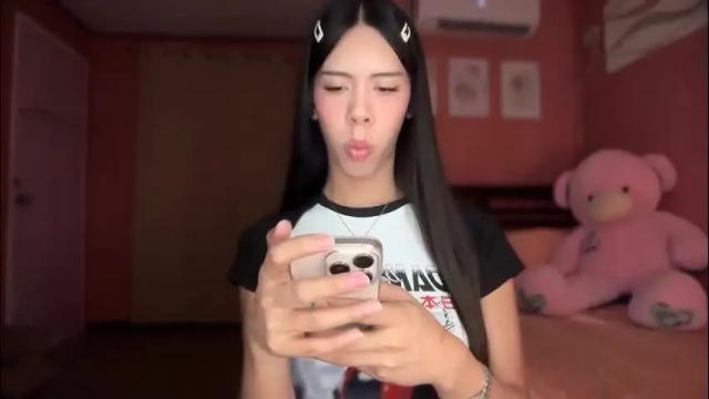 Image 6 of valerieriches Stream on Chaturbate on 2 months ago