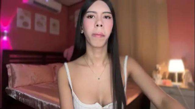 Image 4 of valerieriches Stream on Chaturbate on 2 months ago