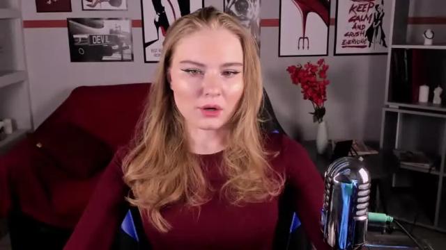 Image 4 of valerieviolette Stream on Chaturbate on 15 months ago