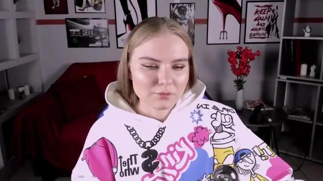 Image 11 of valerieviolette Stream on Chaturbate on 13 months ago