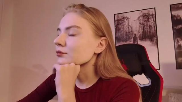 Image 11 of valerieviolette Stream on Chaturbate on 12 months ago
