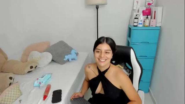 Image 2 of valerihouse Stream on Chaturbate on 1 month ago