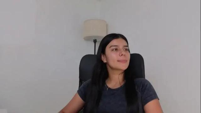 Image 11 of valerihouse Stream on Chaturbate on 13 days ago