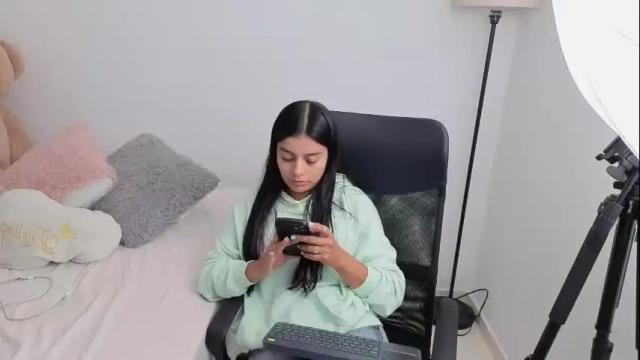 Image 4 of valerihouse Stream on Chaturbate on 6 days ago