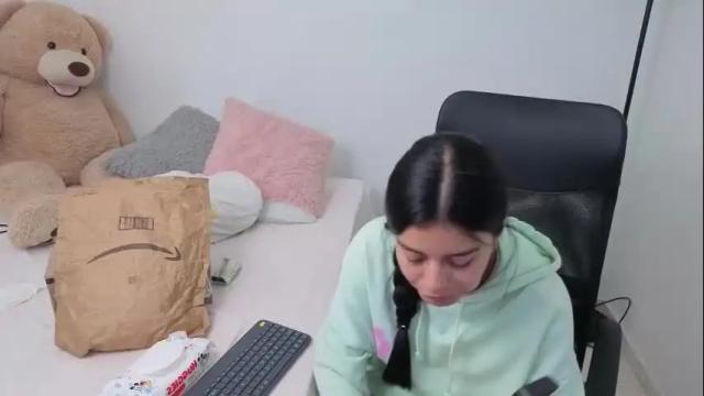 Image 3 of valerihouse Stream on Chaturbate on 5 days ago