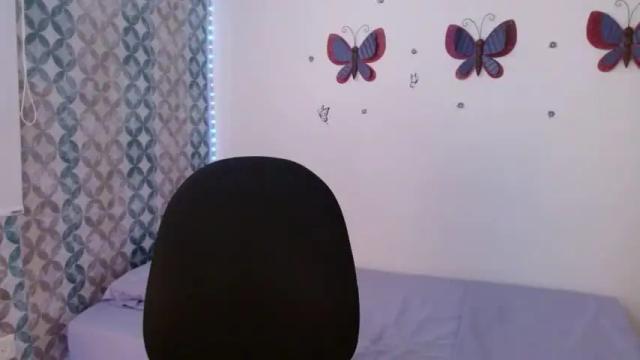 Image 10 of valerith_lang Stream on Chaturbate on 14 months ago