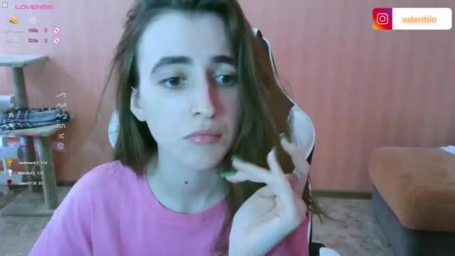 Image 3 of valeritiio Stream on Chaturbate on 12 months ago