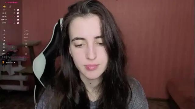 Image 3 of valeritiio Stream on Chaturbate on 1 month ago