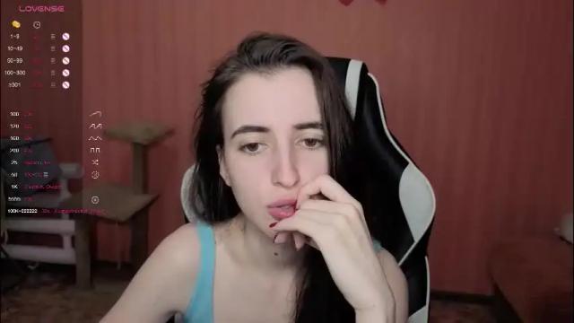 Image 4 of valeritiio Stream on Chaturbate on 17 days ago