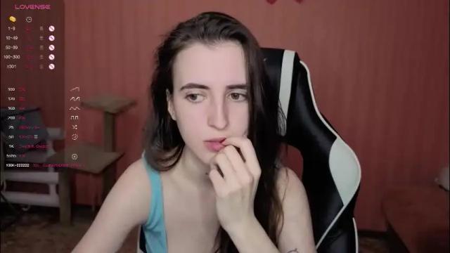 Image 7 of valeritiio Stream on Chaturbate on 17 days ago