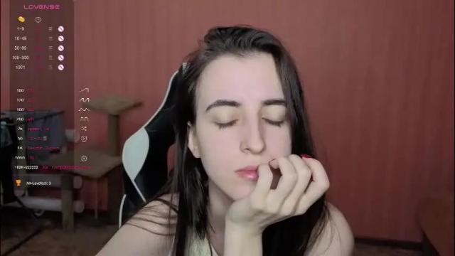 Image 6 of valeritiio Stream on Chaturbate on 14 days ago