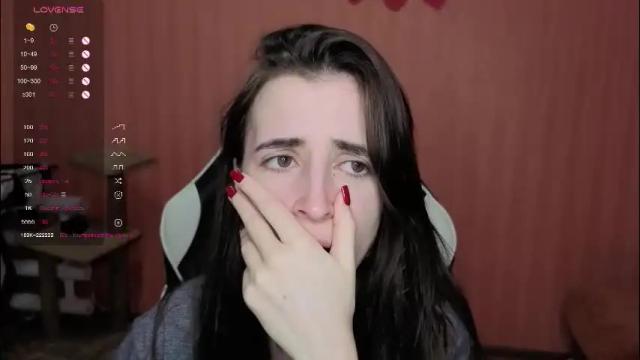 Image 3 of valeritiio Stream on Chaturbate on 11 days ago