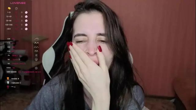 Image 7 of valeritiio Stream on Chaturbate on 11 days ago