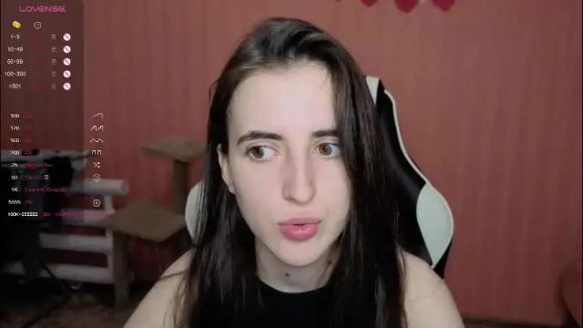 Image 10 of valeritiio Stream on Chaturbate on 8 days ago