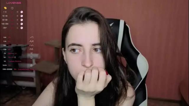 Image 7 of valeritiio Stream on Chaturbate on 8 days ago