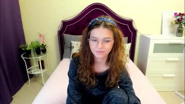 Image 10 of valeriya_land Stream on Chaturbate on 3 months ago