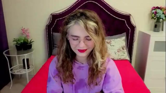 Image 6 of valeriya_land Stream on Chaturbate on 2 months ago