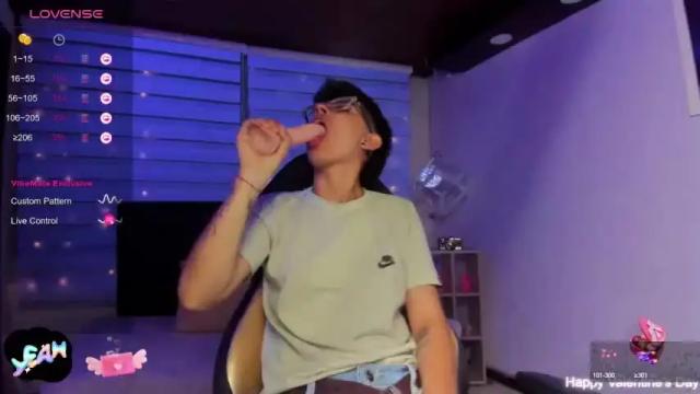 Thumbnail 2, valery_1_'s Stream at Chaturbate, 15 months ago
