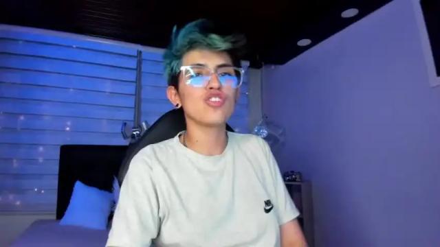 Image 2 of valery_1_ Stream on Chaturbate on 13 months ago