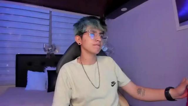 Image 2 of valery_1_ Stream on Chaturbate on 12 months ago