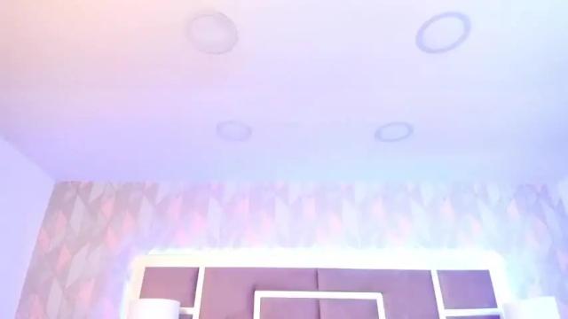 Image 6 of valery__smitth Stream on Chaturbate on 13 months ago