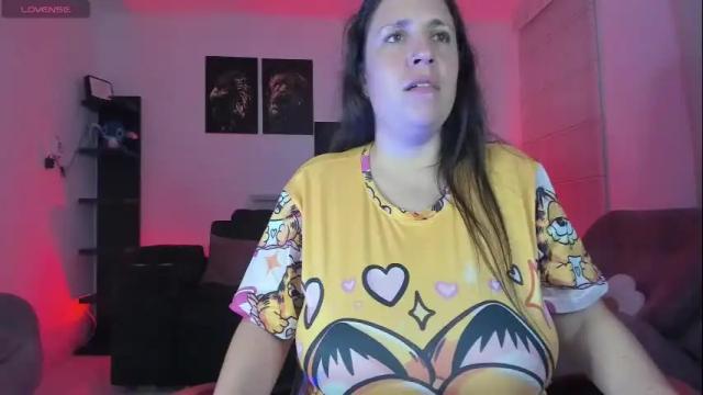 Image 7 of valery_adams1 Stream on Chaturbate on 1 month ago